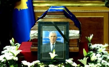 Një javë pas vdekjes Zyra e Kryeministrit hap Librin e Zisë për ish-kryeministrin e Kosovës