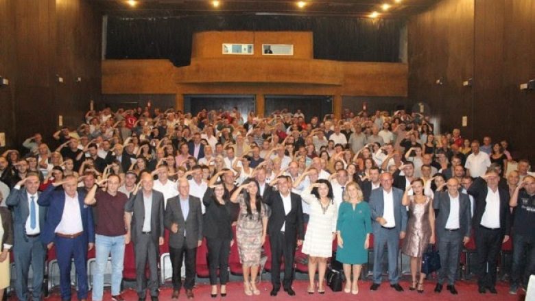 Lutfi Haziri nominohet kandidat për kryetar të Gjilanit