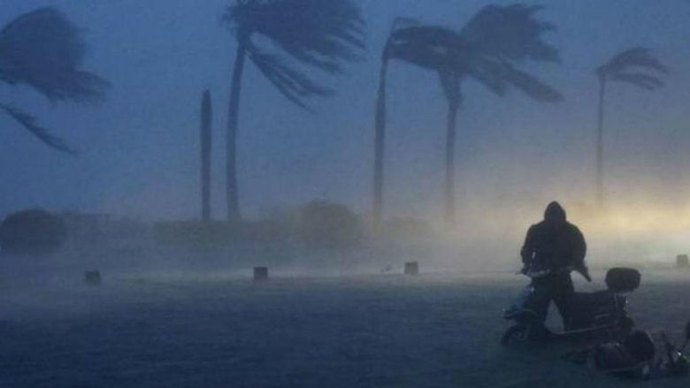 Uragani “Harvey” godet Teksasin, mijëra të evakuuar (Video)