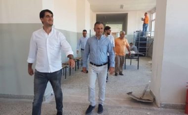 Zëvendësministri i MASH viziton shkollën e mesme në Shkup