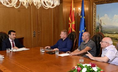 Ushtarët profesionistë nga kryeministri Zaev kërkojnë rregullimin e statusit të tyre