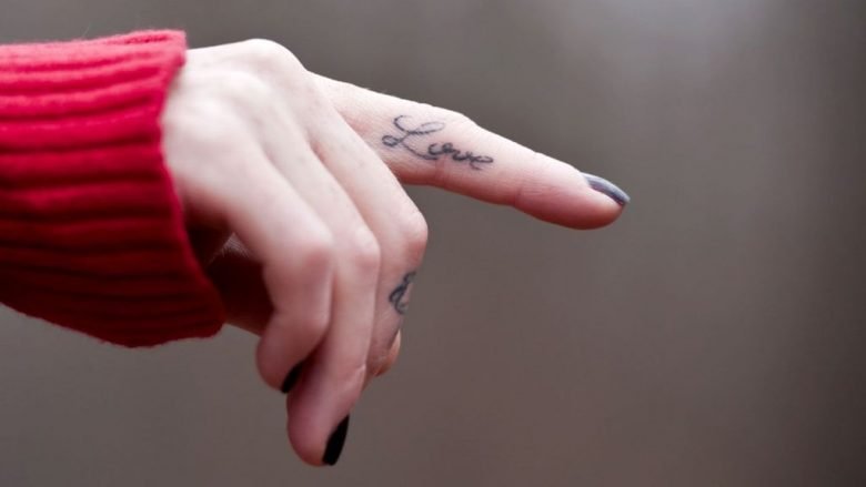 Vendi më i keq në trup për të bërë tatuazh është në gisht