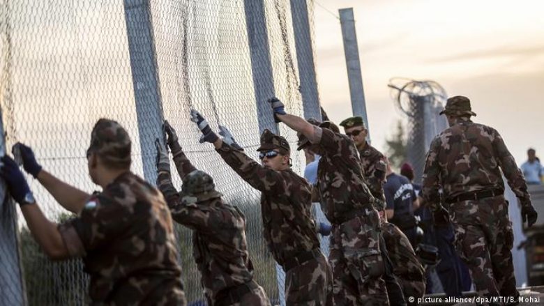 Orbani kërkon që gardhin kundër refugjatëve t’ia paguajë BE