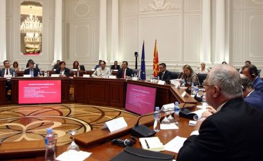Prezantohet para përfaqësuesve ndërkombëtarë Plani për rritje ekonomike i Qeverisë së Maqedonisë