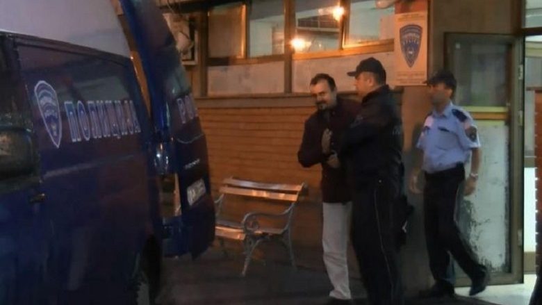 Dalja e Edmond Themelkos nga stacioni policor në Shkup (Video)