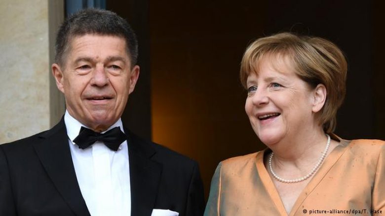 Joachim Sauer: Kush është burri në krah të Merkelit?