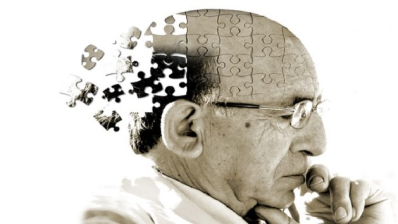 Si mund të identifikoni simptomat e sëmundjes së Alzheimerit?