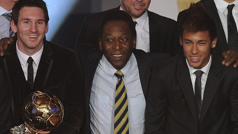 Pele: Neymari kishte nevojë të dilte nga hija e Messit