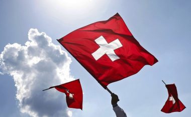 Zvicra me rregulla të reja për punësim