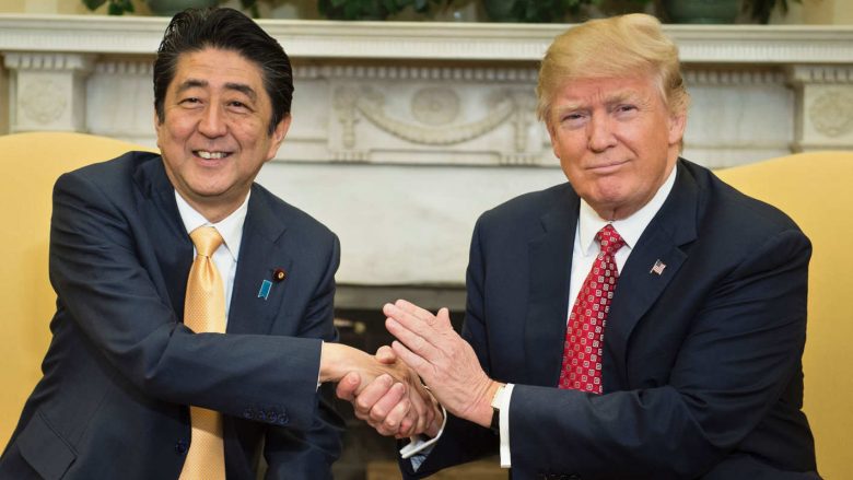 Trump dhe kryeministri japonez mesazh uniteti kundër Koresë së Veriut