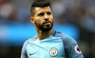 Aguero aksidentohet me veturë, e pëson keq duke thyer disa brinjë (Foto)