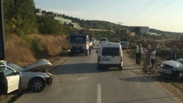 Aksident afër Badovcit, pesë persona të lënduar
