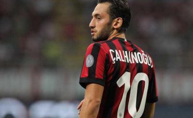 Calhanoglu kërkon më shumë kohë te Milani