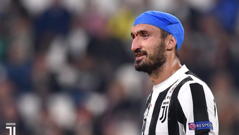 Tetë qepje në kokë, por luftëtari Chiellini nuk dorëzohet –E mbyll takimin me fitore (Foto)