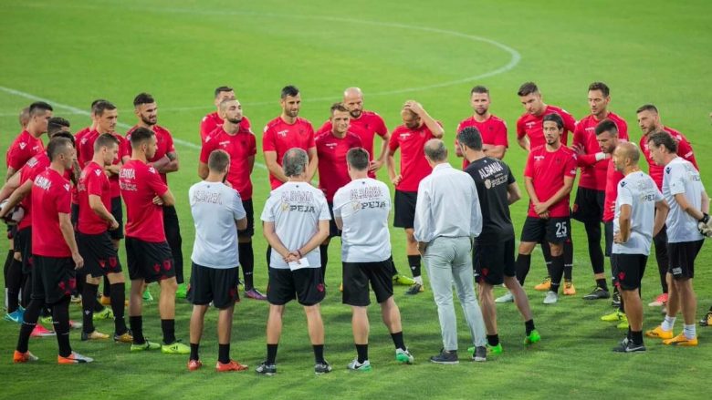 Për UEFA-n, De Biasi është ende trajner i Shqipërisë (Foto)