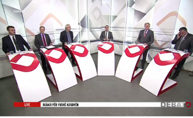 LIVE, “Debat D” në RTV Dukagjini, ballafaqimi i kandidatëve për Fushë Kosovën (Video)