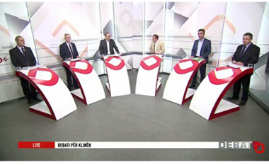 LIVE, “Debat D” në RTV Dukagjini, ballafaqimi i kandidatëve për Klinën (Video)