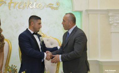 Dhëndrri më me fat në Kosovë, merr urim dhe dhuratë speciale nga kryeministri Haradinaj (Dokument)