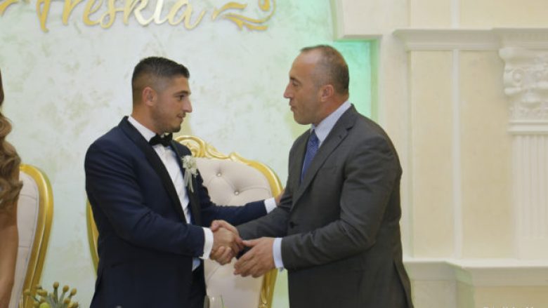 Dhëndrri më me fat në Kosovë, merr urim dhe dhuratë speciale nga kryeministri Haradinaj (Dokument)