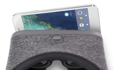 Galaxy Note8 mbështet Google Daydream VR