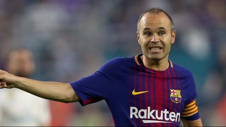 Barcelona gati të përfshijë një klauzolë largimi si lojtar i lirë për Iniestan