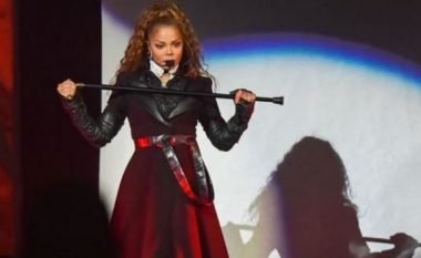 Janet Jackson i rikthehet koncerteve pas lindjes së djalit (Foto)