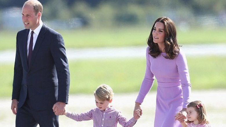 Si do të jetë emri i pasardhësit të ri të familjes mbretërore? Kate dhe Uilliam në aludime për emrin e fëmijës së tretë (Foto)