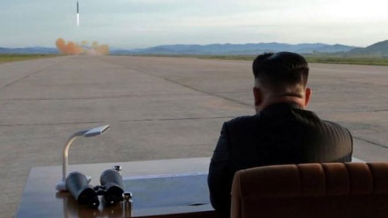 Kim Jong-un: Koreja e Veriut do të arrijë qëllimin e saj të forcës bërthamore