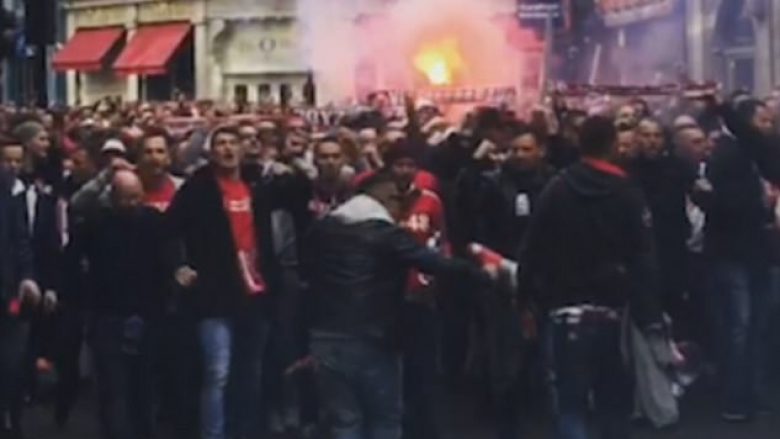Mijëra tifozë gjerman të Kolnit ‘bllokojnë’ rrugët e Londrës para ndeshjes ndaj Arsenalit në Ligën e Evropës (Foto/Video)