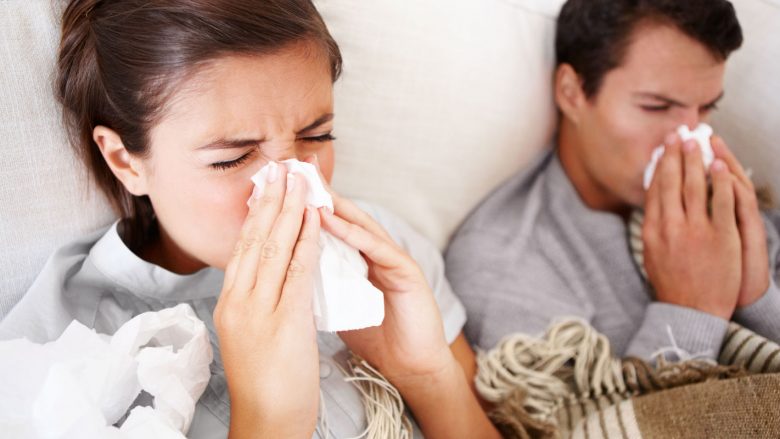 Tri mënyra për ta parandaluar ftohjen dhe gripin këtë dimër