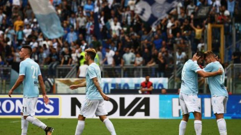 Lazio i jep shkollë Milanit të përforcuar, e mposht me rezultat të thellë në derbin e javës (Video)