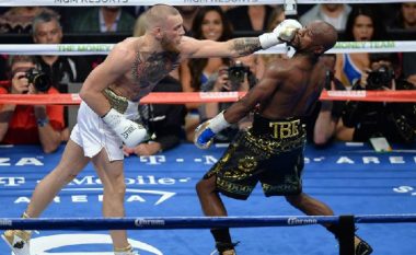 Legjenda Foreman: Gjyqtari mbrojti Mayweatherin kur McGregor kërkoi nokautin (Foto/Video)