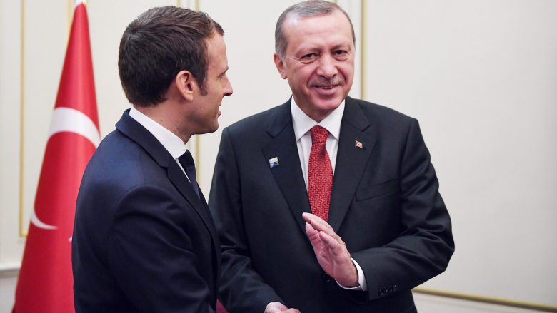 Macron shokon me komentin për Erdoganin