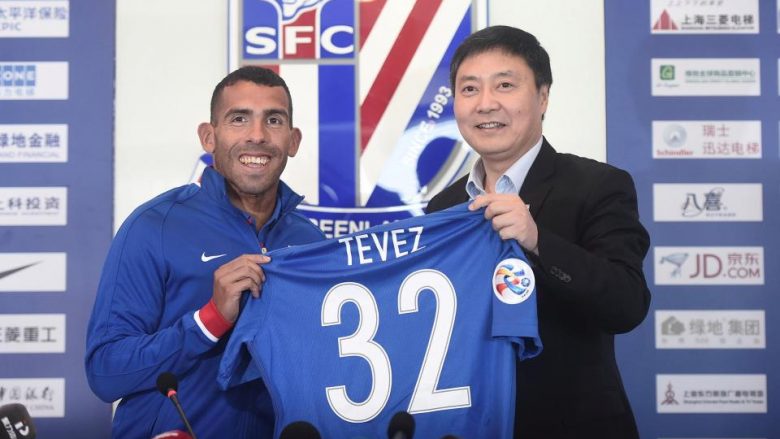 Merr 38 milionë euro në vit, por është në mbipeshë dhe nuk luan – Tevez sulmon futbollin kinez dhe nuk iu jep shpresa për të ardhmen