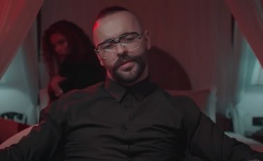 2Ton sjell këngën e re “Papi” (Video)