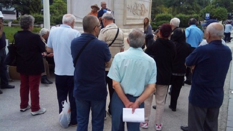 Protesta e 127-të e pronarëve të banesave të shkyçura nga ngrohja qendrore e Shkupit