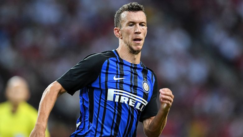 Zyrtare: Perisic rinovon kontratën me Interin (Foto)