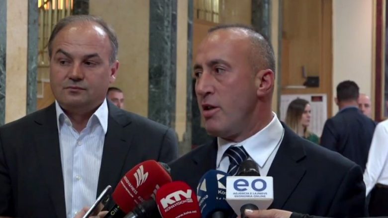 Haradinaj: Kjo seancë është e pakuptimtë