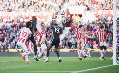 Stoke City i Shaqirit ndal me barazim Djajtë e Kuq (Video)