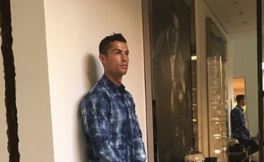 Ronaldo shfaqet plot stil pas golave të shënuar (Foto)