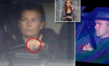 Rooney i dehur me një femër në veturë, gruaja heq unazën e martesës