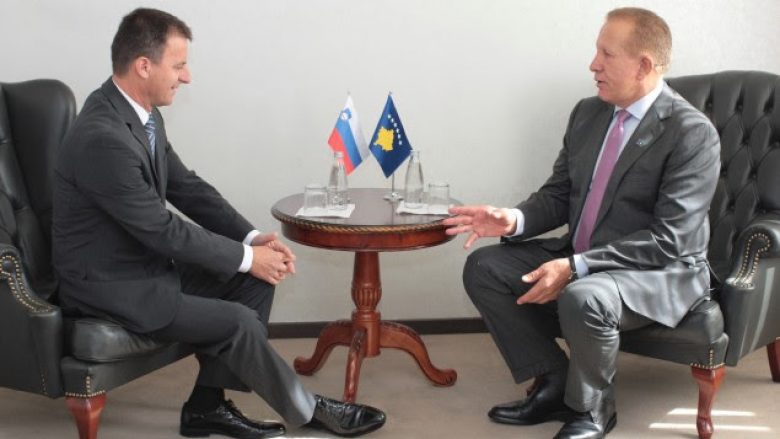 Pacolli me ambasadorin slloven bisedojnë për marrëdhëniet mes dy vendeve