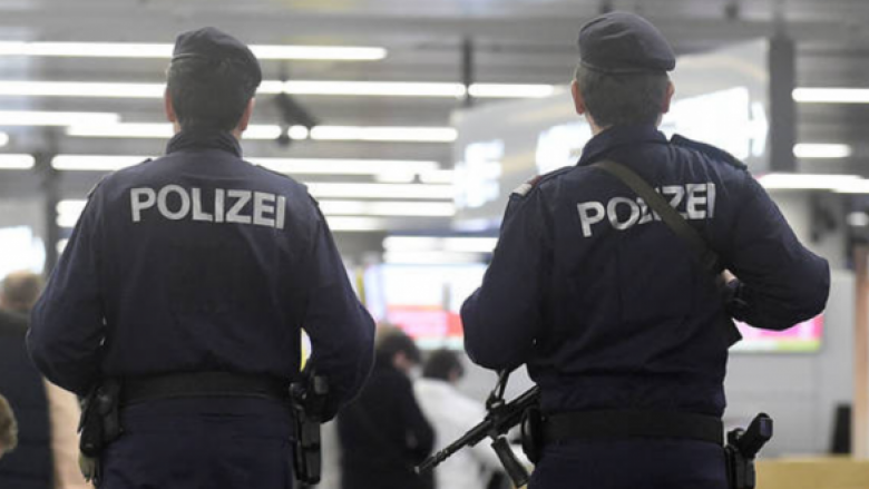Në Aeroportin e Vjenës kapet kosovari i dyshuar për vrasje