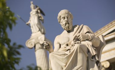 Posa t’i mësoni këto shtatë këshilla nga Platoni, ju do të bëheni shumë më të mençur