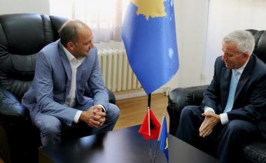 Arsimi plotësues dhe energjetika prioritet i dy qeverive shqiptare