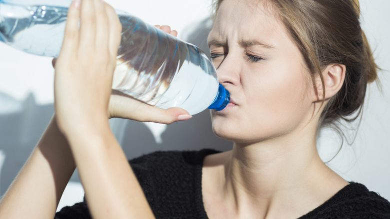 Katër arsye për të pirë më shumë ujë