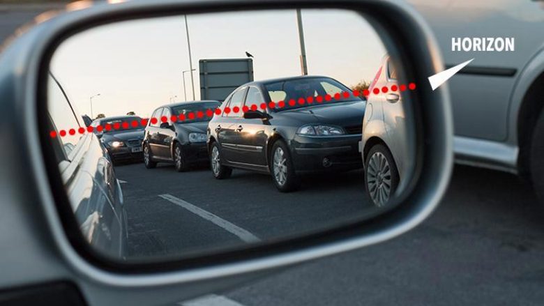 Pasqyrat anësore të veturës keni qenë duke i pozicionuar gabimisht – kështu duhet rregulluar ato (Foto)