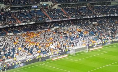 Tifozët e Realit nuk lënë anash çështjen e Katalunisë, ata dhanë mesazhin e tyre në takimin ndaj Espanyolit (Foto/Video)