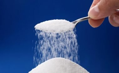 Çka të shmangni e çka të hani nëse dëshironi ta kufizoni sheqerin