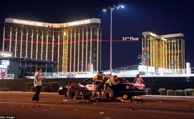 Publikohen audio incizimet e masakrës së Las Vegasit, që dëshmojnë se si SWAT-i u fut në dhomën e sulmuesit (Audio)